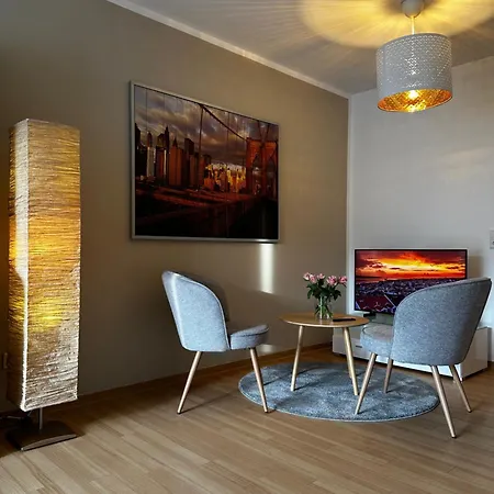 Moderne Und Gemuetliche Wohnung, Zentral Gelegen * Bielefeld